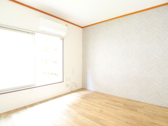 物件内観写真20　(室内からの展望)