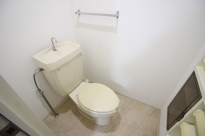 物件内観写真10　(トイレ)