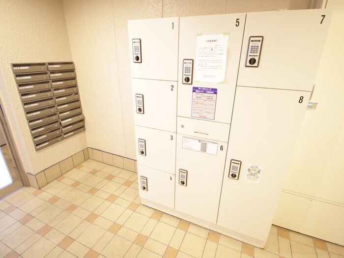 物件外観写真4　(建物設備)