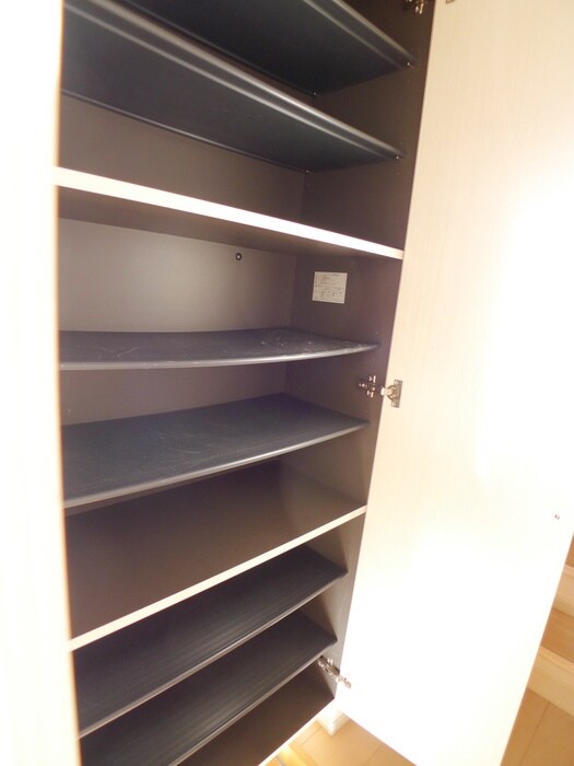 物件内観写真22　(靴箱)