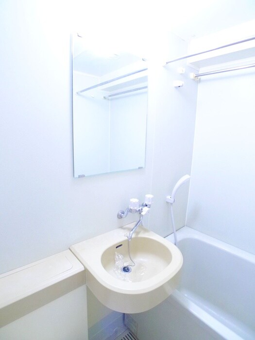 物件内観写真12　(洗面)