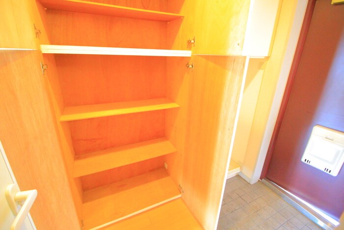 物件内観写真14　(靴箱)