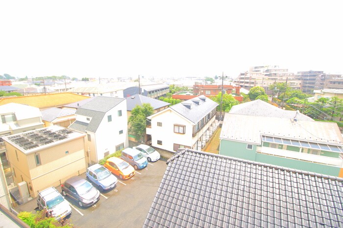 物件内観写真18　(室内からの展望)