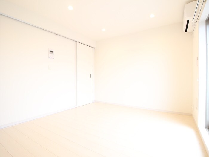 物件内観写真10　(居室)