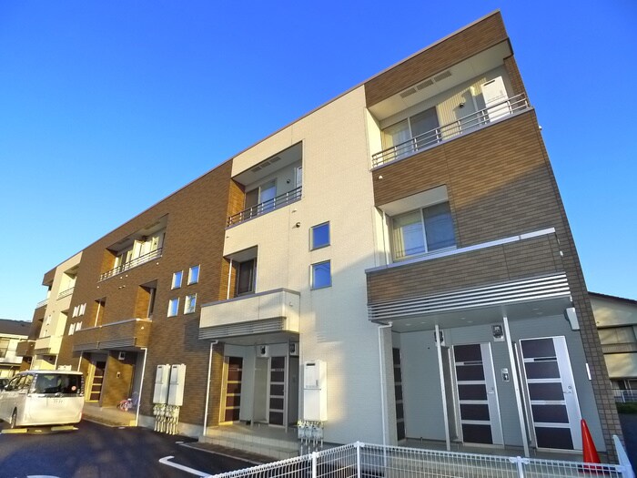 物件外観写真1　(外観写真)