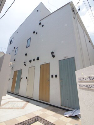 ソルナクレイシア新中野外観写真