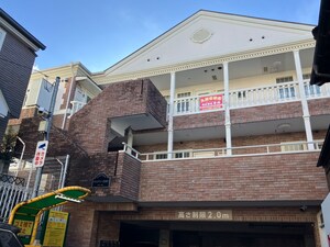 パインツリー港南台外観写真