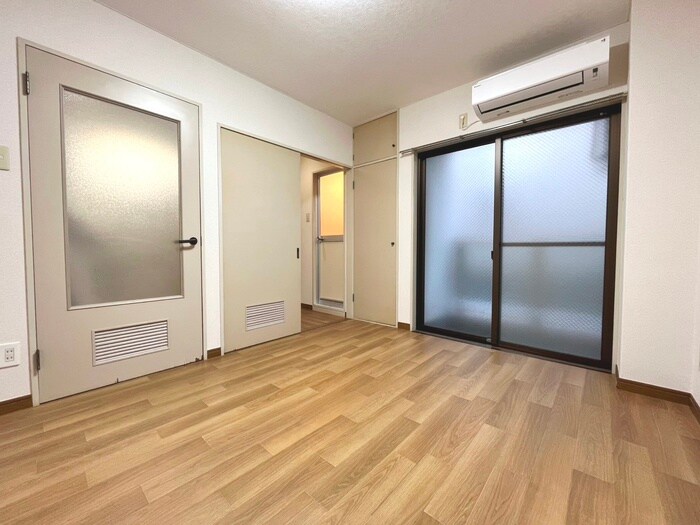 物件内観写真7　(居室)