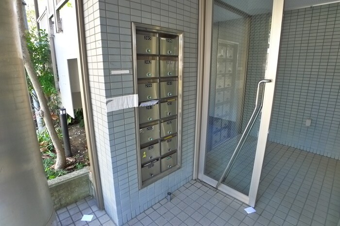 物件外観写真6　(建物設備)