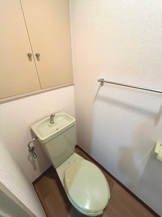 物件内観写真13　(トイレ)