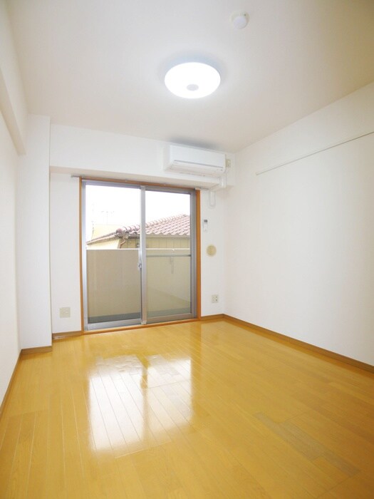 物件内観写真10　(居室)