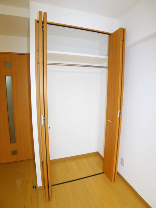 物件内観写真11　(収納)