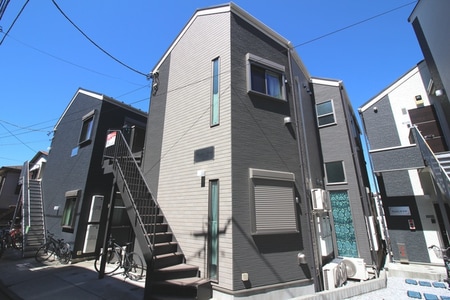 Charlies house 野毛山公園外観写真
