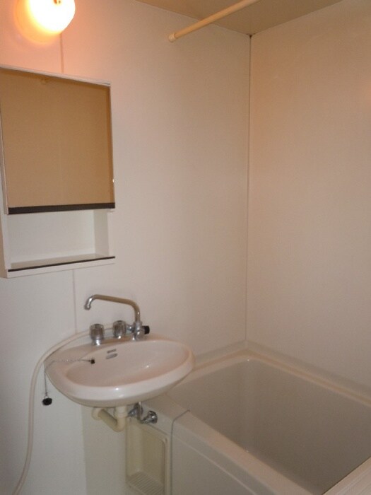 物件内観写真6　(バス／シャワールーム等)