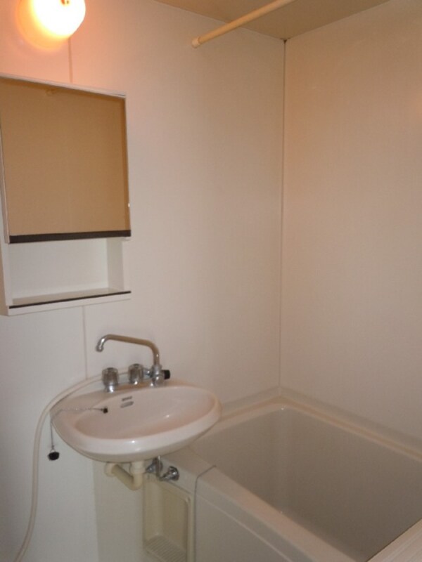 バス／シャワールーム等