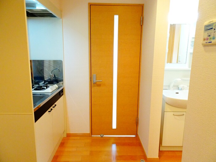 物件内観写真21　(廊下)