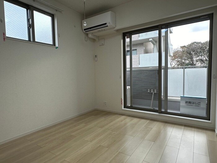 物件内観写真17　(居室)