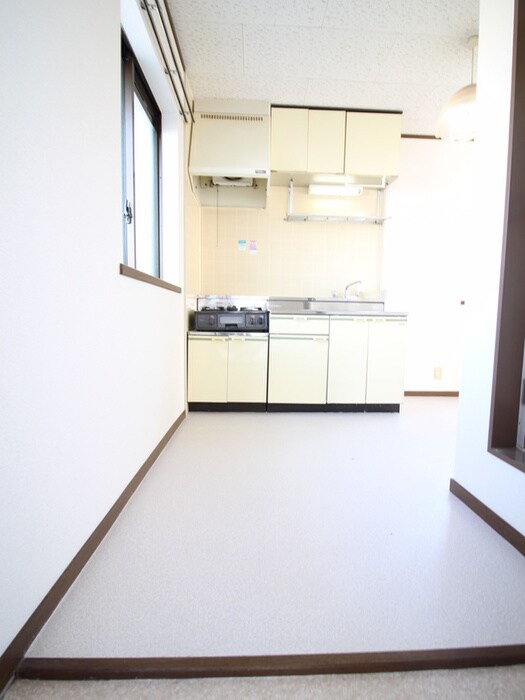 物件内観写真8　(玄関)