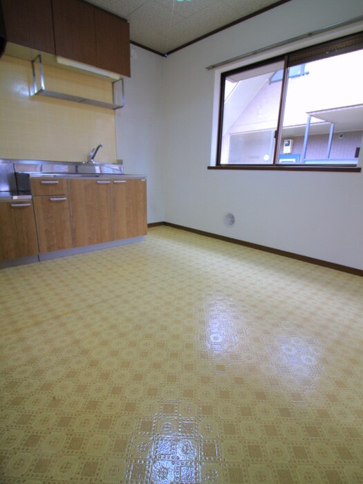 物件内観写真8　(居室)