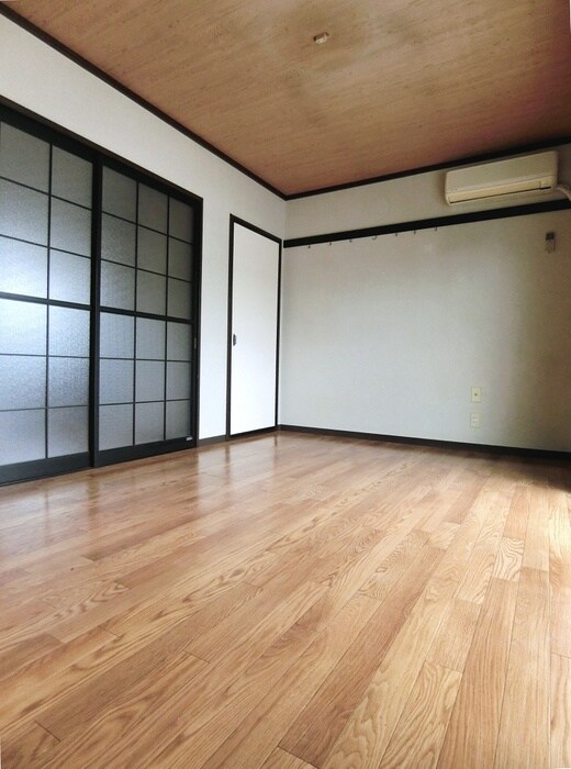 物件内観写真5　(居室)