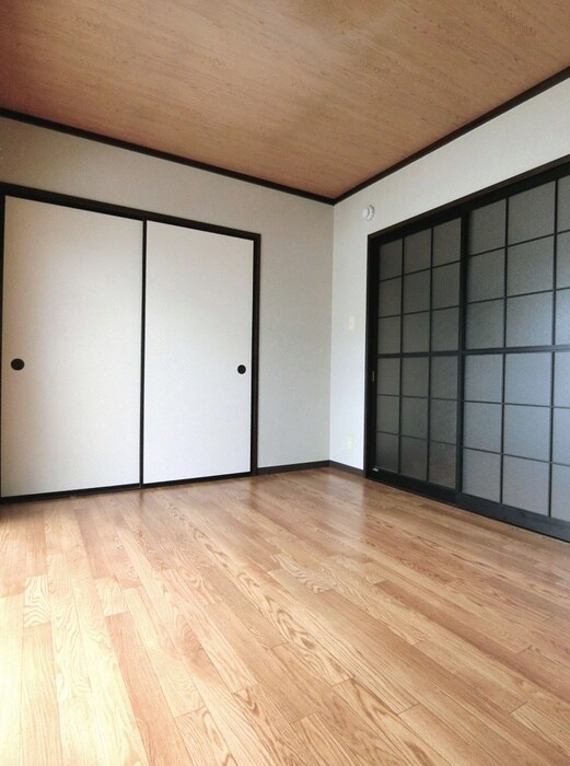 物件内観写真6　(居室)