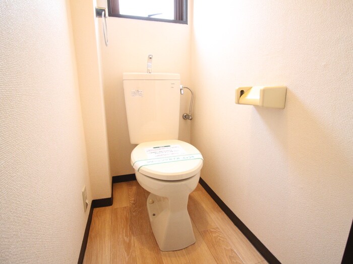 物件内観写真13　(トイレ)