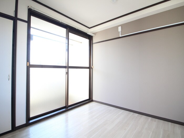 物件内観写真17　(居室)