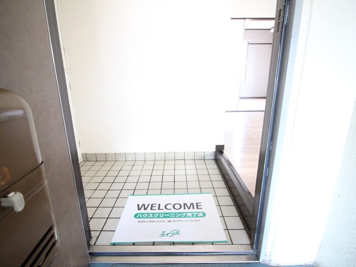 物件内観写真21　(玄関)