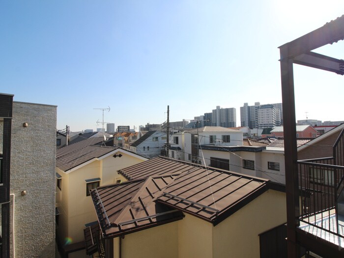 物件内観写真22　(室内からの展望)