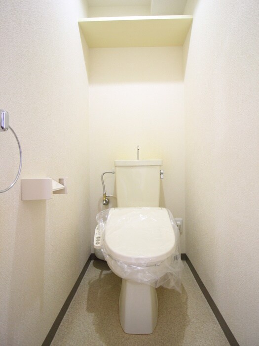 物件内観写真15　(トイレ)