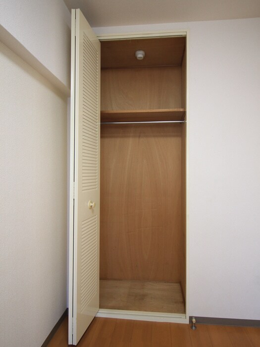 物件内観写真21　(収納)