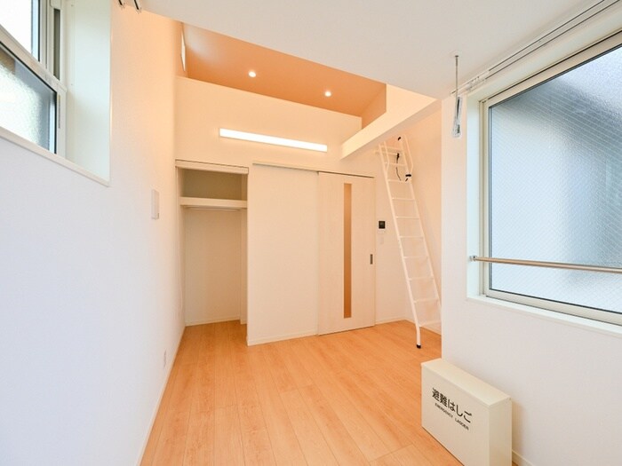 物件内観写真8　(居室)