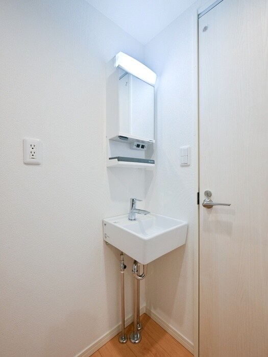 物件内観写真12　(洗面)