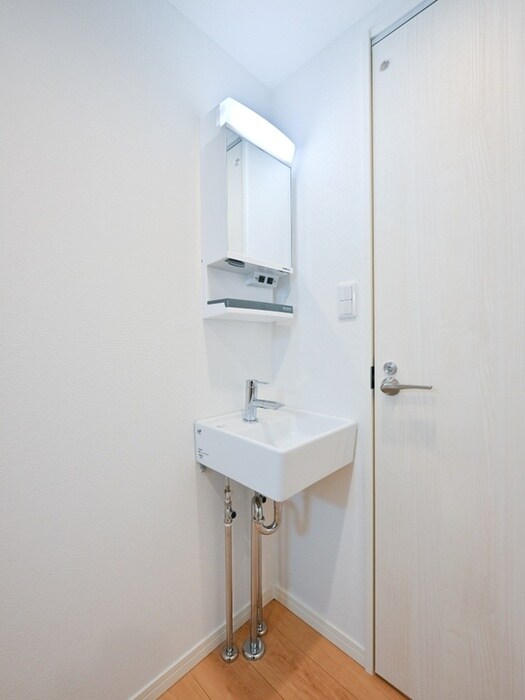 物件内観写真12　(洗面)