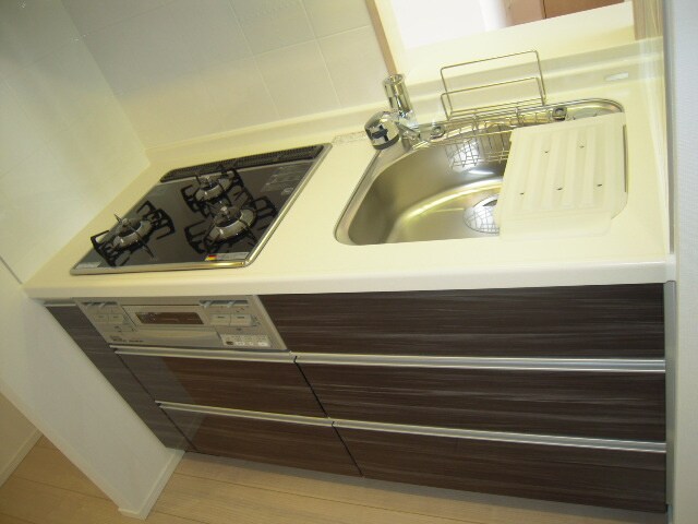 物件内観写真4　(内観写真)