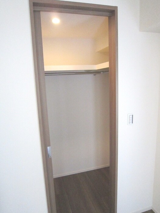 物件内観写真6　(収納)
