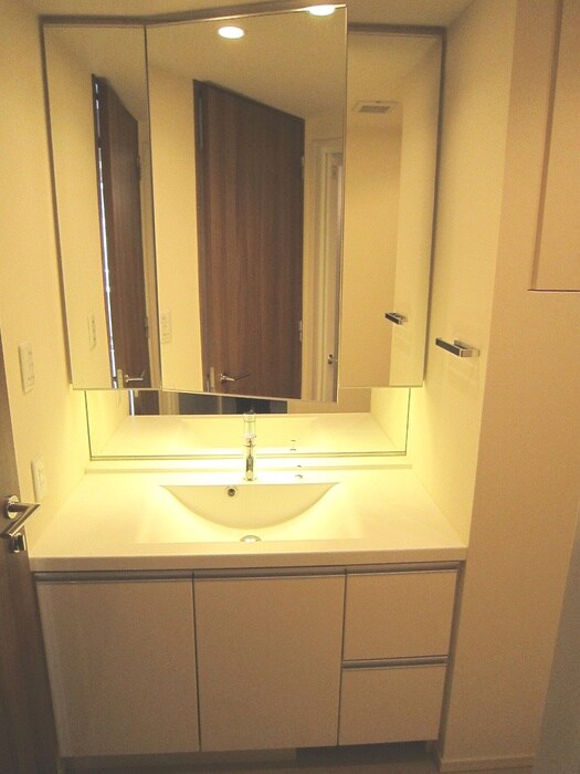 物件内観写真10　(洗面)