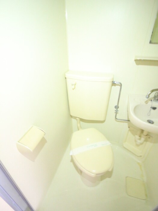 物件内観写真11　(トイレ)