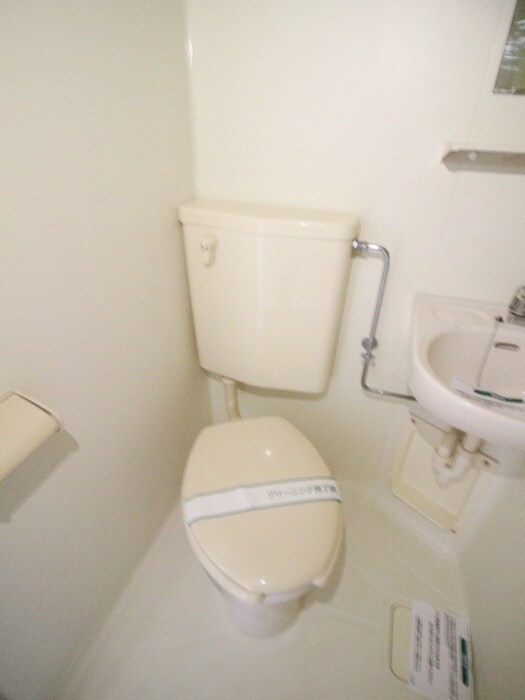 物件内観写真12　(トイレ)