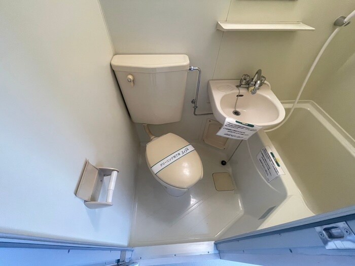 物件内観写真14　(トイレ)