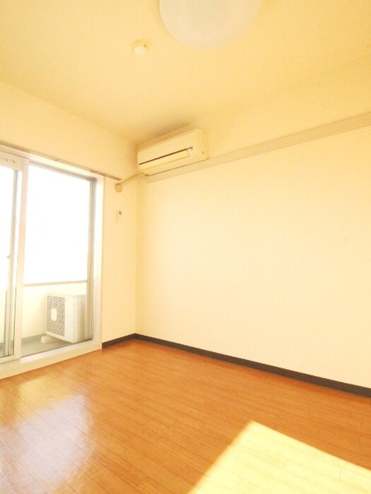 物件内観写真21　(居室)