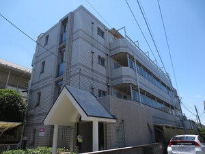 メゾンカメリヤ外観写真