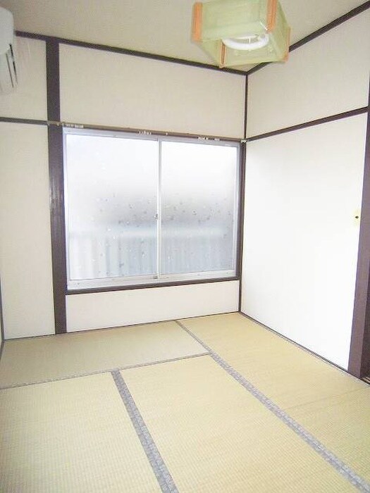 物件内観写真6　(居室)