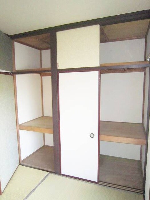 物件内観写真13　(収納)