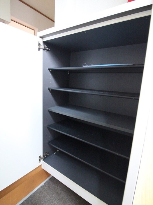 物件内観写真14　(靴箱)