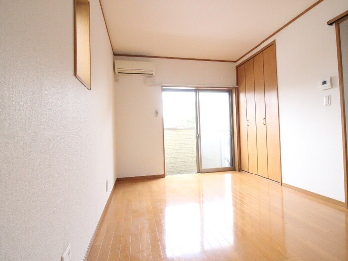 物件内観写真18　(居室)