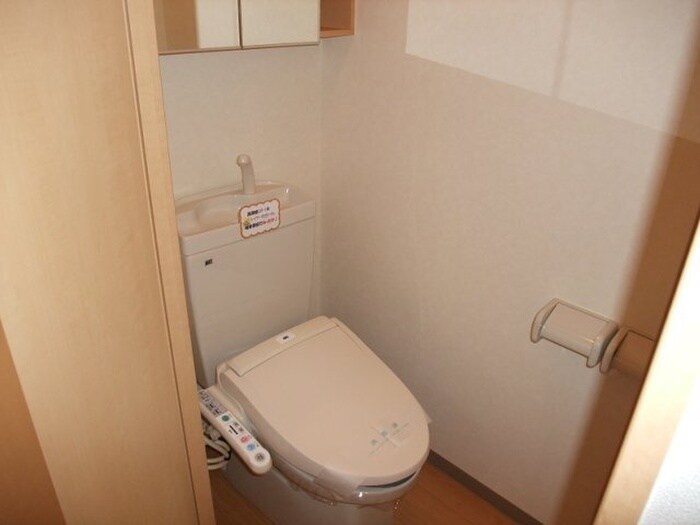 物件内観写真15　(トイレ)