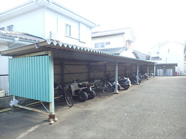 駐輪場