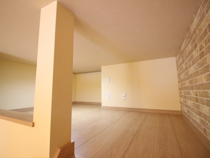物件内観写真12　(ロフト)