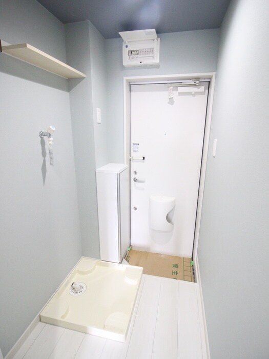 物件内観写真18　(玄関)